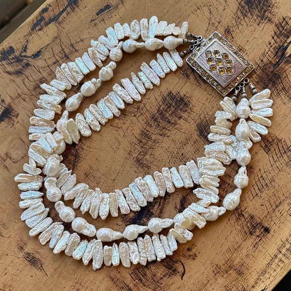 Chunky VTG White Baroque & Biwa Freshwater Pearl Multi-Strand Necklace (150g) - Picture 2 of 9